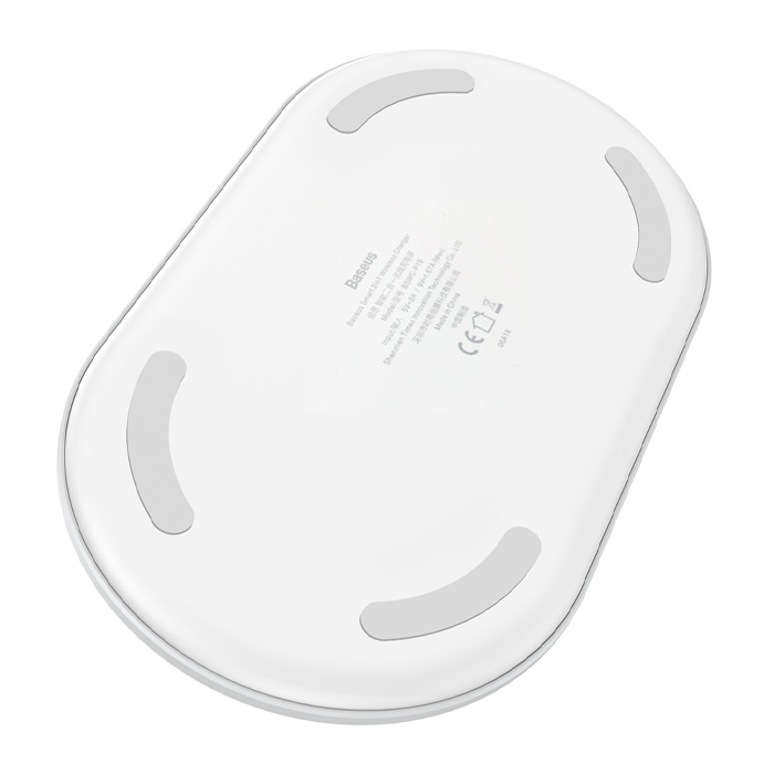 نمای زیرین استند شارژ بیسیم Lightning بیسوس مدل Smart 2in1 Wireless Charger WX2IN1P20-02